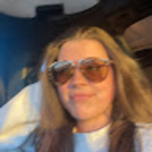 Meet your Posher, Bronte